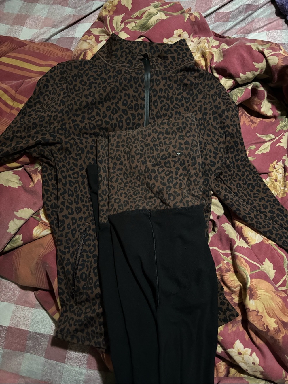 PINK Victoria's Secret Brown Leopard Half-Zip Top with Black Leggings